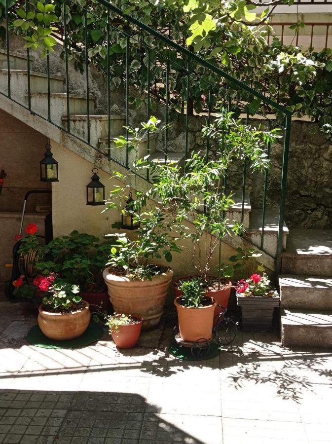 Apartments Bride'S Rock Baska Voda Exterior photo