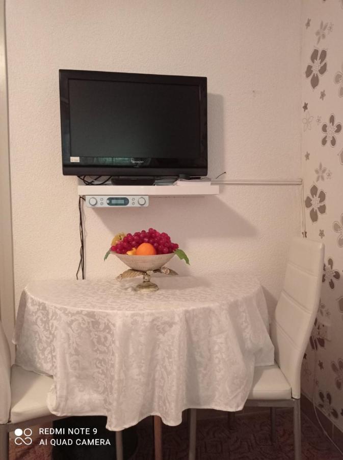 Apartments Bride'S Rock Baska Voda Exterior photo